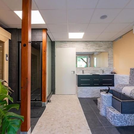Wellness Studio Tiel Met Sauna En Jacuzzi ภายนอก รูปภาพ
