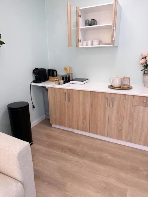 Wellness Studio Tiel Met Sauna En Jacuzzi ภายนอก รูปภาพ
